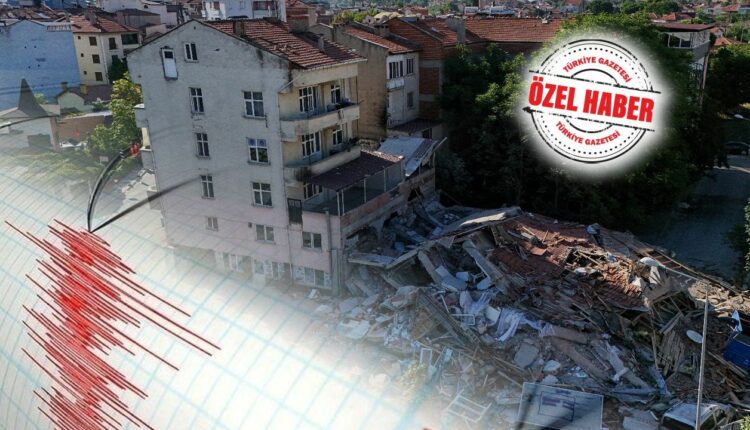 العلماء يواصلون التحذير بعد زلزال تركيا : لن يؤثر على إسطنبول لكنها لا تزال تحت خطر مستمر