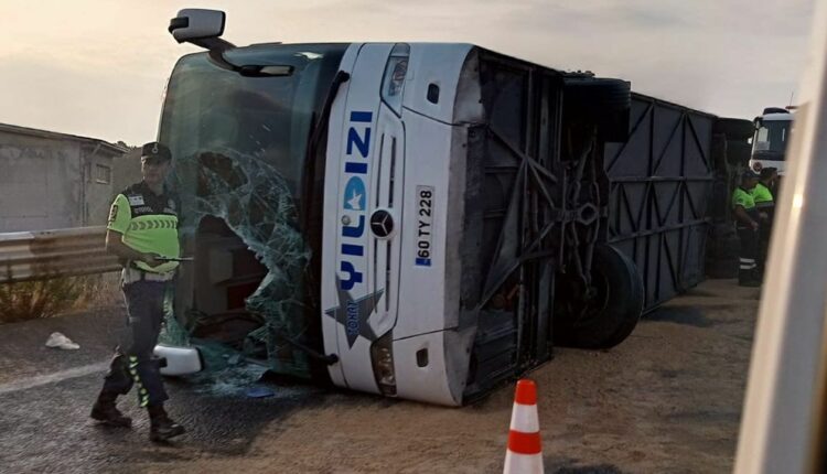 خبر عاجل من إسطنبول انقلاب حافلة ركاب على طريق شمال مرمرة صباح الاثنين 18 أغسطس 2025