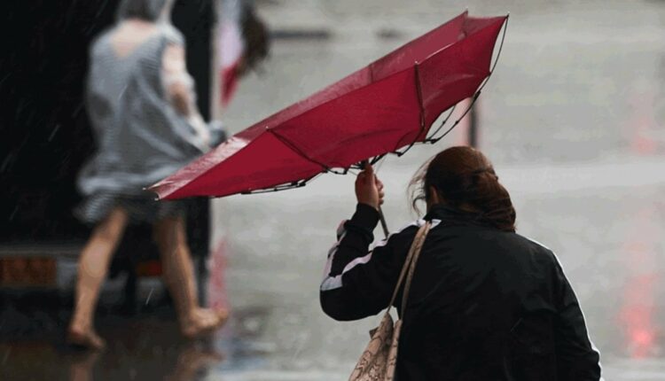 تحذير عاجل :من الأرصاد بالرمز الأصفر رياح وعواصف قوية تضرب 13 ولاية تركية