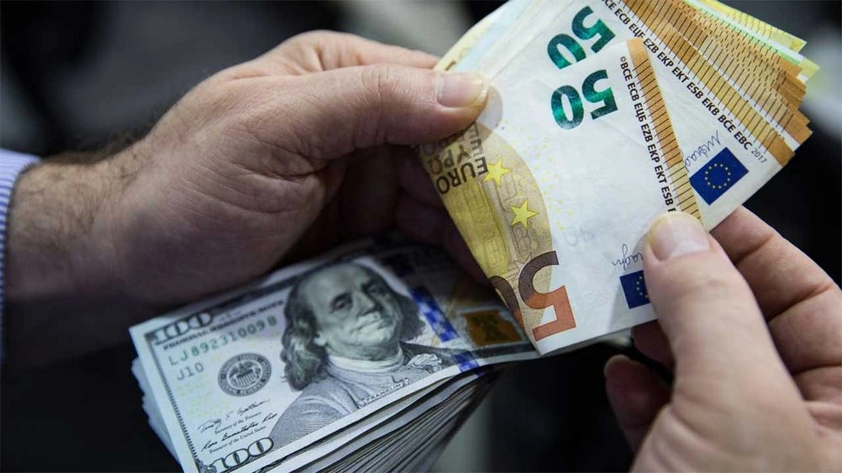 الليرة التركية تحت الضغط مجددًا.. كم سجل الدولار واليورو اليوم 6 أغسطس 2025؟