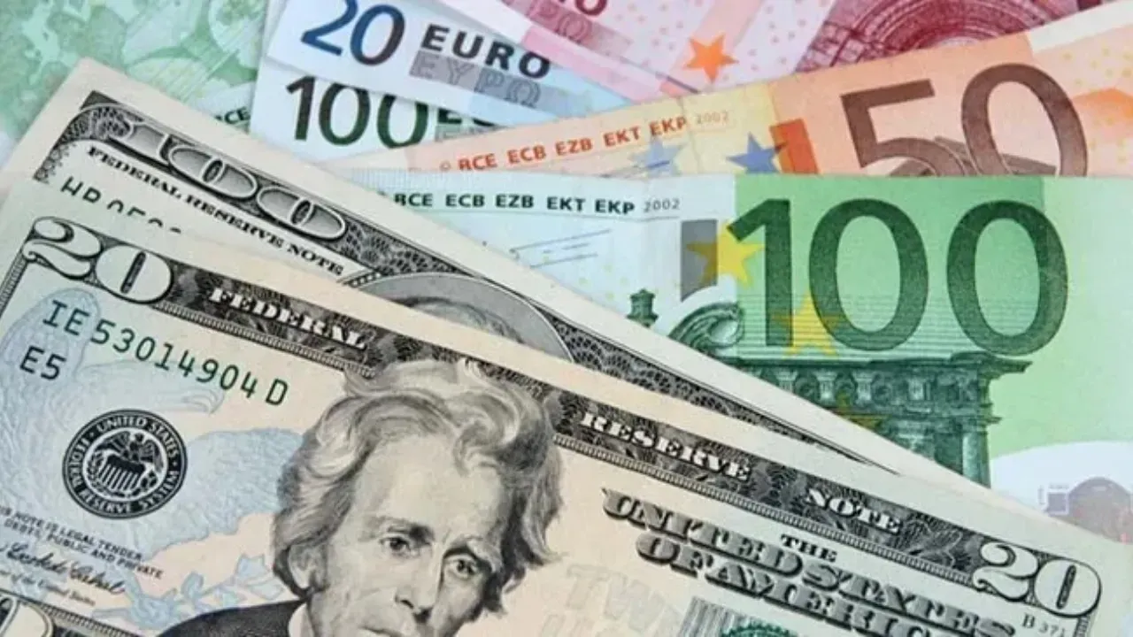 أسعار الدولار واليورو والإسترليني اليوم في تركيا الاثنين 1 سبتمبر 2025