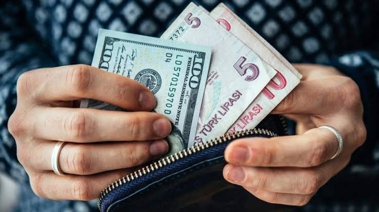 صورة البنك المركزي التركي يرفع توقعات الدولار مقابل الليرة.. وهذه أحدث توقعات التضخم والفائدة لعام 2026