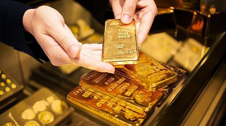 انخفضت أسعار النفط بشكل حاد! إليكم ثلاثة شروط لارتفاع قوي في أسعار الذهب