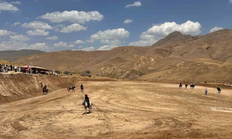 إرجيش أولوبامير يتأهل إلى نهائي دوري الكوكبورو بعد تألقه في نصف النهائي بولاية فان التركية