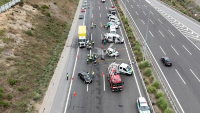 اصطدام شاحنة بسيارة في إسطنبول يودي بحياة شخصين