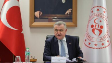 بكر: إجبار طفل على خلع قميص فريقه في ملعب أنقرة "تصرف غير مقبول" ونداء للالتزام بروح الرياضة