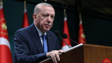 **إردوغان يعزّي الأمة في الذكرى الـ27 لزلزال مرمرة: "لن ننسى شهداءنا ولن نتوانى عن تعزيز البنية التحتية"**