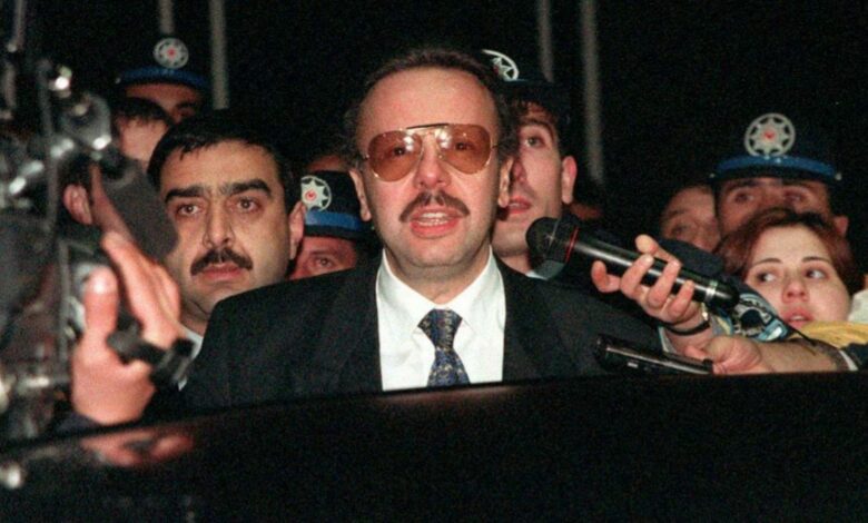 عاجل: وفاة وزير النقل التركي السابق: فتح قبره لإجراء فحوصات الحمض النووي بعد 10 سنوات من رحيله