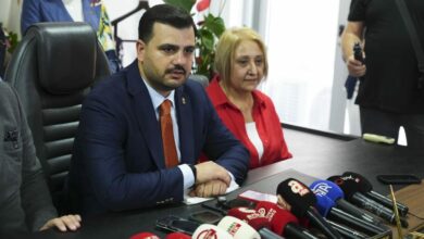 عاجل: كشف جديد في قضية رئيس بلدية ميندريس: الحزب الحاكم يوضح تفاصيل رفض انضمامه