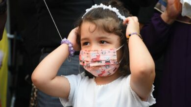 طفلة تركية تحتفل بالشفاء من اللوكيميا وعيد ميلادها الخامس في يوم واحد
