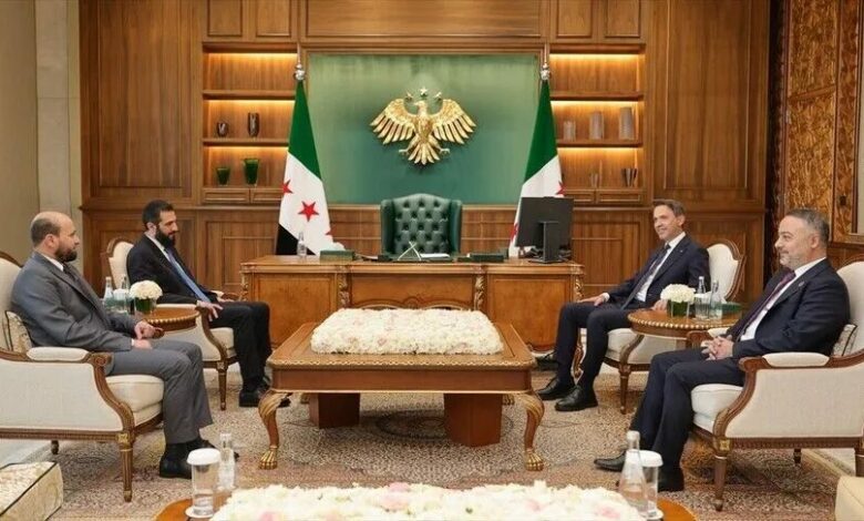 سوريا.. الشرع وبيرقدار يبحثان تعزيز الشراكة السورية التركية في قطاع الطاقة