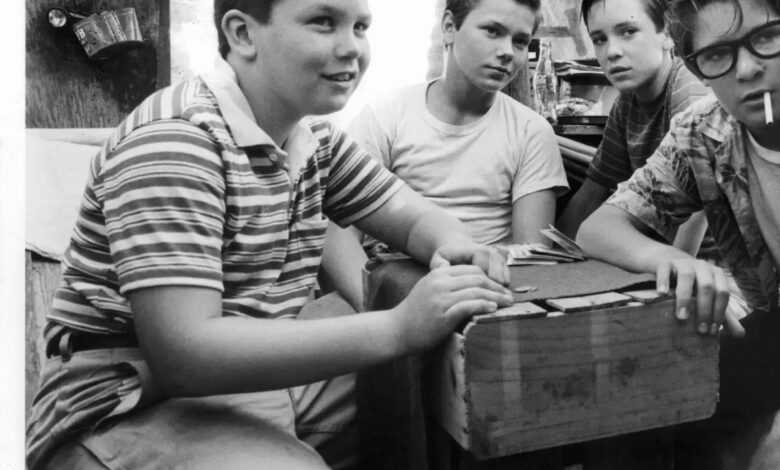 بعد 40 عامًا على فيلم Stand by Me.. المخرج روب راينر يكشف عن المشهد الذي أبكاه بسبب والده