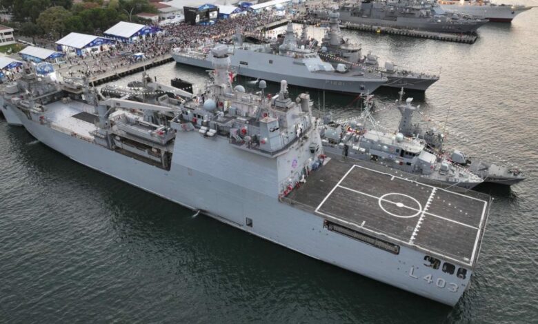السفينة الحربية التركية TCG سانجاكار تواصل أداء مهامها بنجاح من العمليات العسكرية إلى الإغاثة الإنسانية