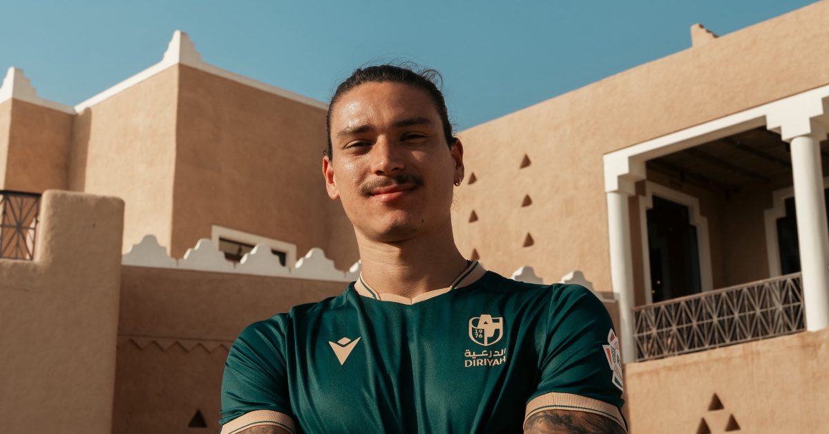 الدرعية يخطف داروين نونيز من طرابزون وينضم إلى صفوفه معارًا من الهلال