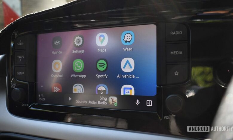 خلل في تطبيق Spotify يعطل المستخدمين على Android Auto برسالة "التطبيق لا يستجيب"