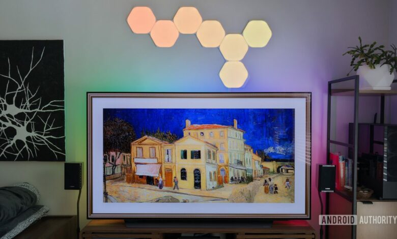 0 تسريبات: فيليبس Hue تستعد لإطلاق محوّل لدمج أضواء Nanoleaf الجدارية