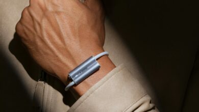 سوار Luffu Link من مؤسسي Fitbit: رعاية عائلية واتصال LTE بلا شاشة