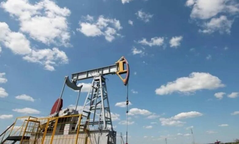 عاجل | تراجع خام برنت إلى 86.09 دولار مع آمال إعادة فتح مضيق هرمز