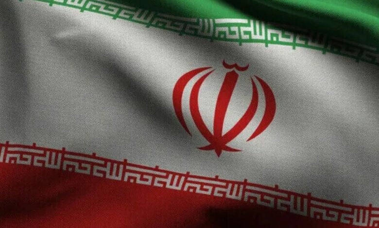 طهران تهدد: استهداف المصالح الأمريكية بنسبة 100% إذا استمر الحصار.. وتربط فتح هرمز بوقف حرب غزة ولبنان