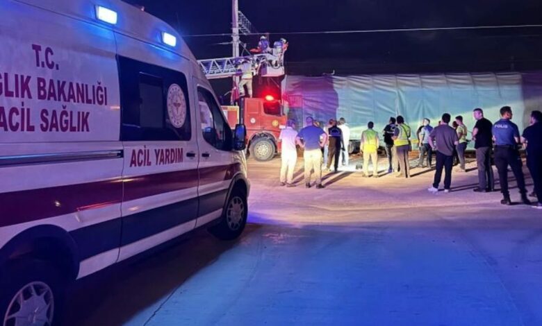عاجل | وفاة عامل في محطة قطار أدرنة بعد صعوده فوق عربة وملامسته لكهرباء الضغط العالي