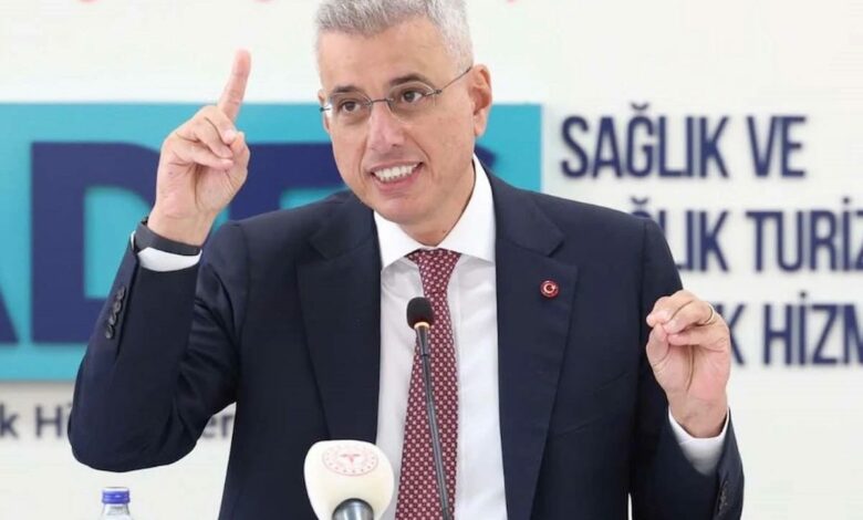 وزير الصحة التركي: 3 ملايين شخص يزورون تركيا للعلاج سنويًا و30 ألفًا بانتظار زراعة الأعضاء