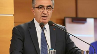 عاجل | لائحة اتهام في إسطنبول تشمل رئيس بلدية بايرم باشا و78 آخرين بتهم الرشوة والاختلاس