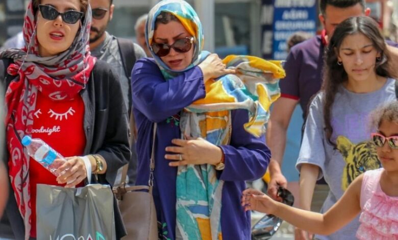 عاجل | بعد هروبهم من الحرب.. إيرانيون يملؤون فنادق وان التركية وتنطلق رحلات جوية مباشرة مع طهران