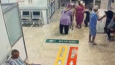 عاجل | فتاة تضع مولودتها في سلة نفايات بمستشفى تركي وتعتقل بتهمة الشروع بالقتل
