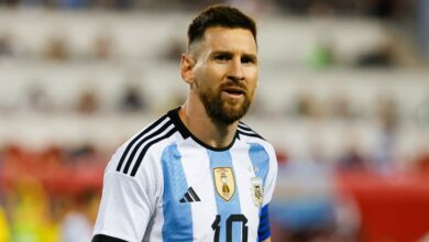 ميسي يعلن اعتزال اللعب الدولي بعد مسيرة أسطورية مع الأرجنتين
