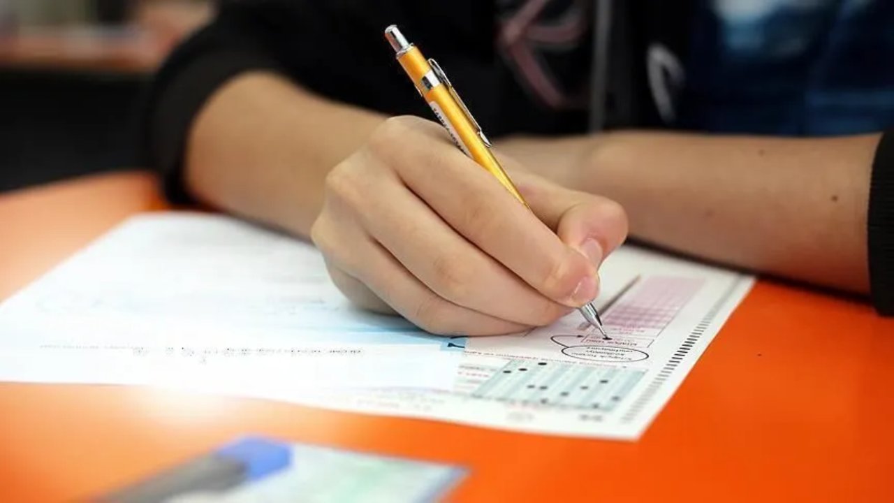 العفو الطلابي في تركيا يدخل حيز التنفيذ.. من يحق له العودة إلى الجامعة؟