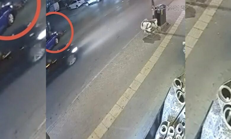 كاميرا مراقبة ترصد لحظة إصابة سائق توصيل في تصادم ببورصة