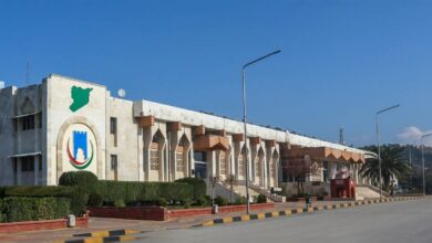 بعد إقامة العمل.. السوريون بإقامة سياحية يدخلون سياراتهم إلى تركيا