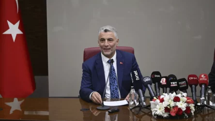 عاجل وزير التجارة التركي عمر بولات يعلن عن وصول الصادرات في تركيا إلى رقم قياسي جديد