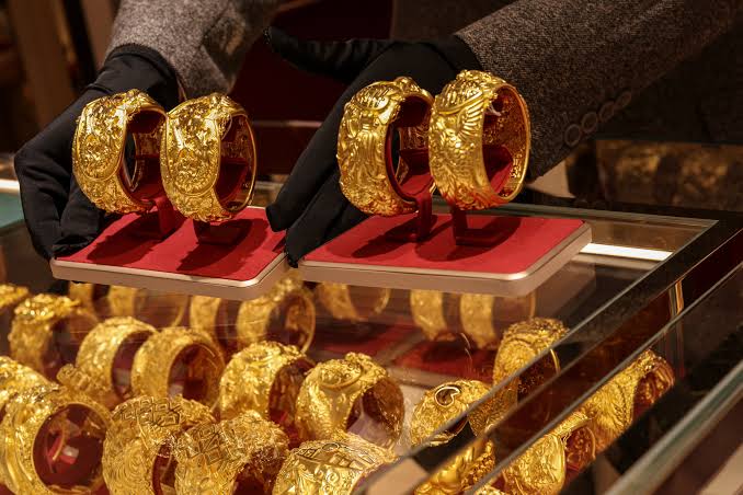 شراء الذهب في تركيا يدخل مرحلة جديدة.. أكشاك إلكترونية ترسل الذهب إلى منزل