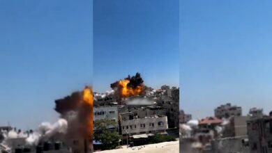 غزة.. قصف إسرائيلي يدمّر مبنى يؤوي مدنيين في مخيم الشاطئ