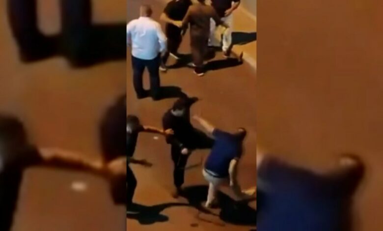 شجار أقارب بعد حفل زفاف يتصاعد من مطعم إلى شارع في كوتشوك تشكمجة