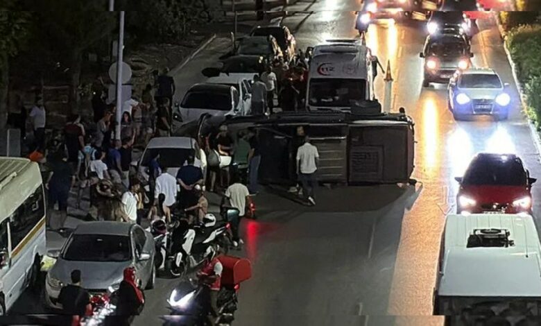 بعد اصطدامه بـ5 سيارات في مانيسا.. سائق يقفز من سيارته المنقلبة ويلوذ بالفرار