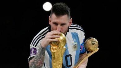 ميسي يعتزل دولياً بعد 21 عاماً من الإنجازات والرقم القياسية