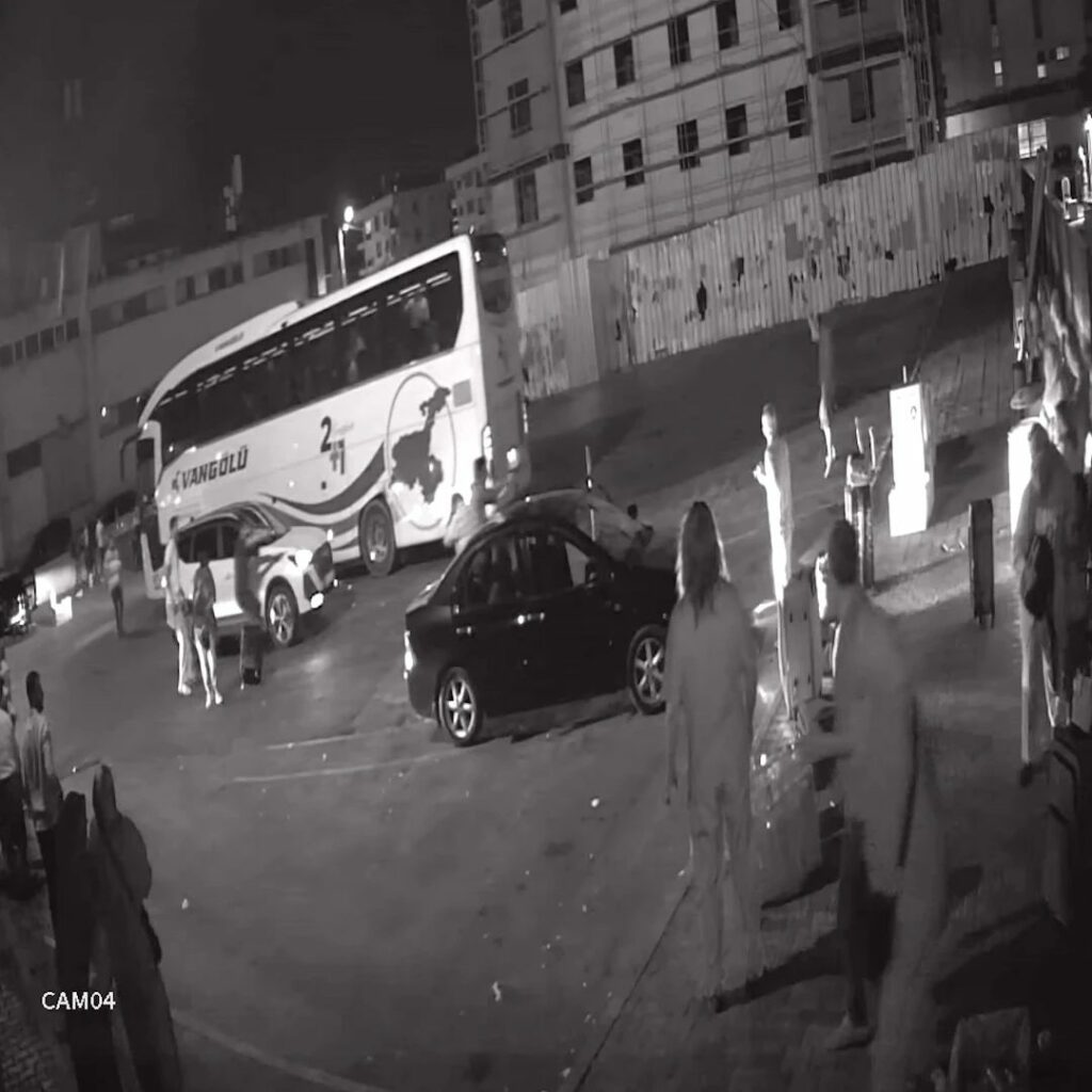 بالفيديو.. لحظة تحييد داعشي أطلق النار على الشرطة في إسطنبول
