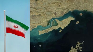 سماع انفجارات قبالة سواحل إيران والحرس الثوري يعلن استهداف مدمرتين أمريكيتين