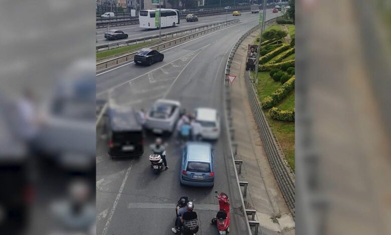عاجل | 3 سائقين في إسطنبول دفعوا 540 ألف ليرة.. والسبب مشاجرة على الطريق