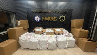 في تركيا.. ضبط 1.4 طن من المخدرات و922 ألف حبة في عمليات بإسطنبول وتوقيف 41 مشتبهًا