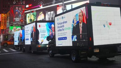 رسائل أردوغان عن السلام والعدالة تظهر على شاشات تايمز سكوير.. وإسطنبول حاضرة