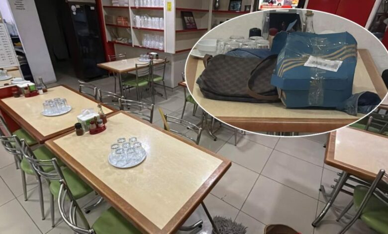 طلب 30 طبقًا بلاستيكيًا فوصلت إلى مطعم في إسكي شهير ملابس كريهة الرائحة وبطاقة لقاح ألمانية