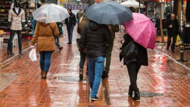 أمطار غزيرة تضرب الجانب الآسيوي من إسطنبول وتحذير من السيول بعد منتصف الليل