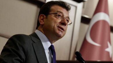 إطلاق نار قرب مدرسة في مانيسا يصيب 11 طالبًا.. وتوقيف والدي طفل وأقارب له ومورّد بندقية