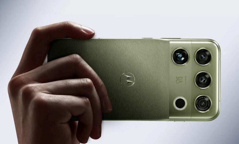 موتورولا تكشف أول هاتف بمعالج Snapdragon 8 Elite Extreme Gen 6.. وكاميراته الأربع في قوس غير مألوف