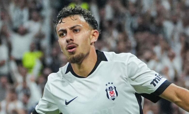 استدعاء إلهان فاكلي لمنتخب تركيا.. مدربه السابق يتوقع اهتمام كبار أوروبا به قريبًا