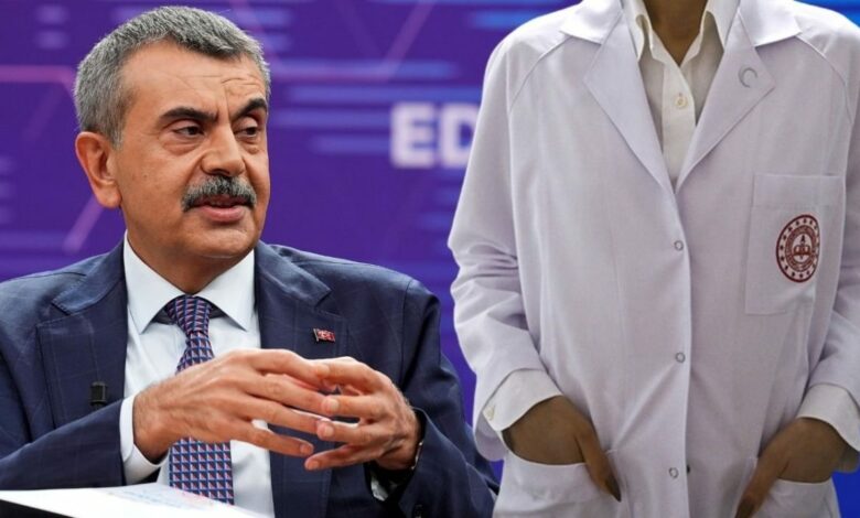شكاوى الأهالي تدفع تركيا إلى وضع معايير لملابس المعلمين: «لا نميزهم عن الطلاب»