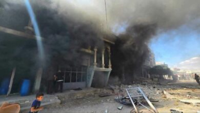 سوريا.. قتيل وخمسة جرحى بانفجار داخل محل تجاري في نوى بريف درعا